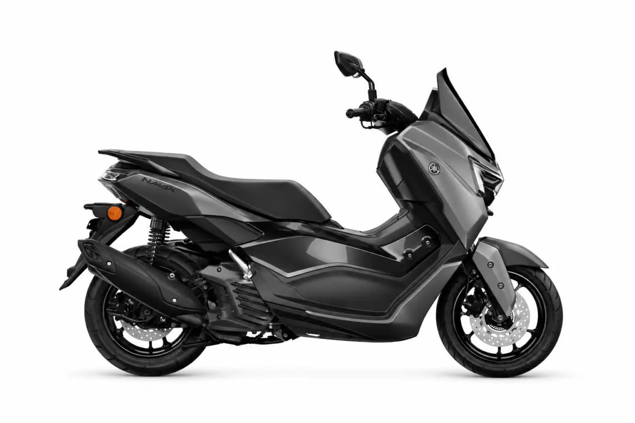 Yamaha NMAX 125 2026 sobre fondo blanco